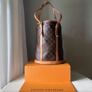 Louis Vuitton - Bucket GM